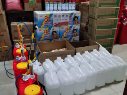 筑起防疫保；で，，，，为企业复工保驾护航！